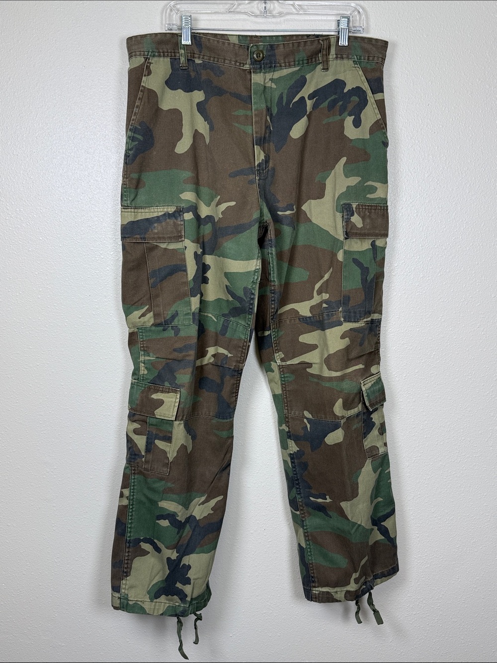 M81 Woodland Camo BDU Style Cargo Pant L Regular Stacked Pocket Twill Waist Tabs